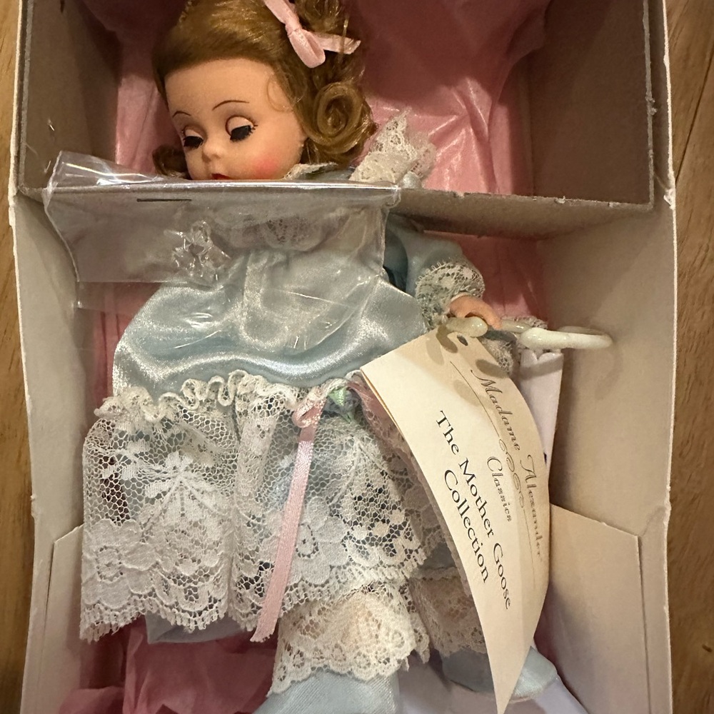 NWT Madame Alexander Twinkle Twinkle Little Star Doll